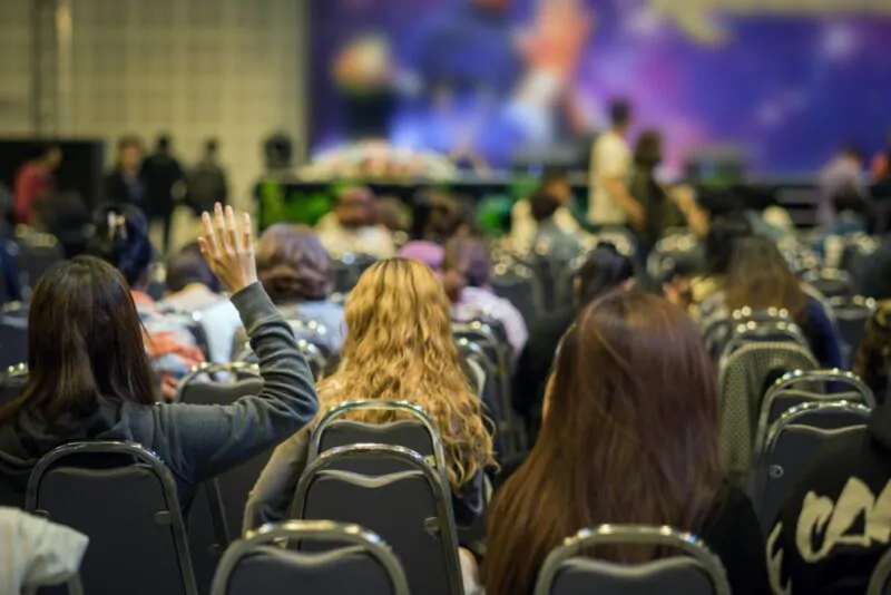 Público de Palestra Motivacional de Vendas