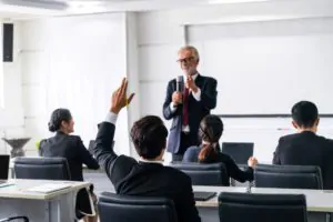 Palestrante ministra Palestra in Company